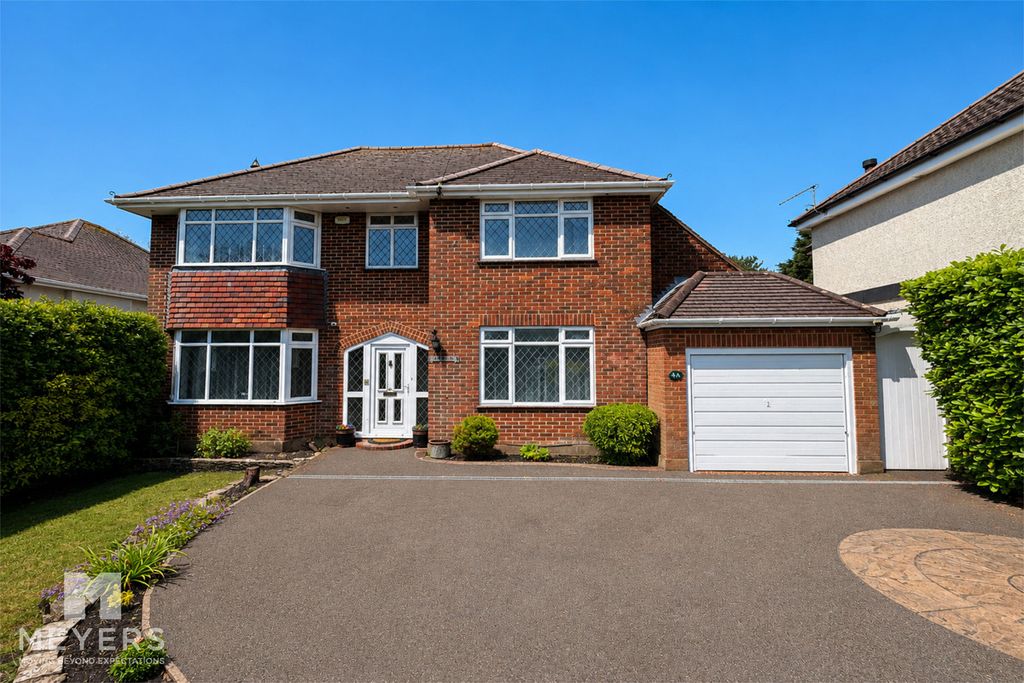 Property photo 1 of 31