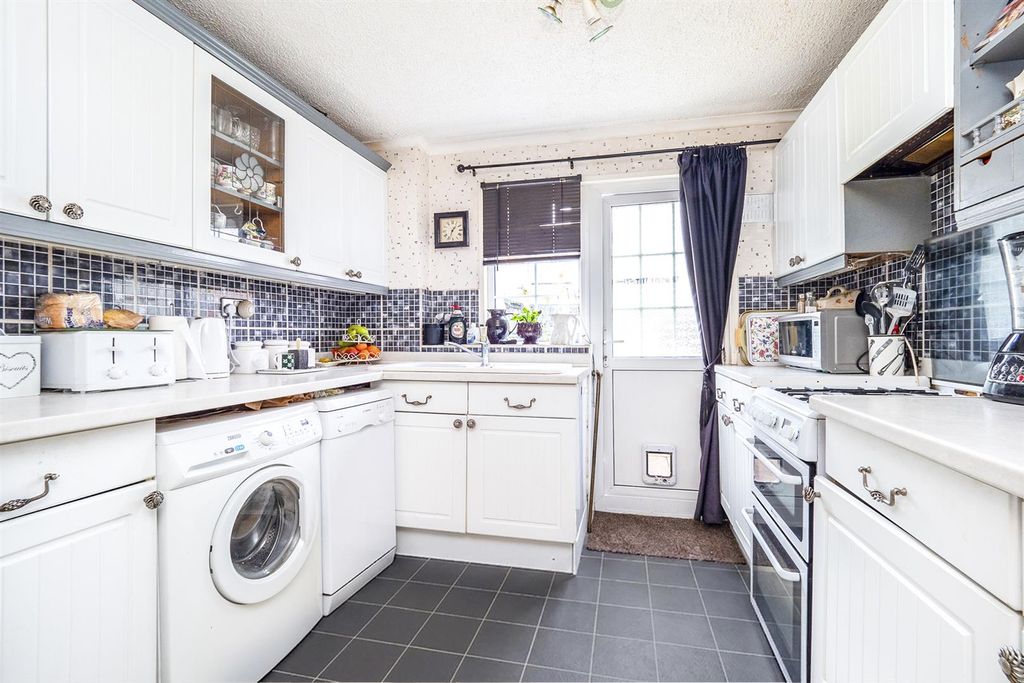 Property photo 3 of 13 Hl-014.Jpg
