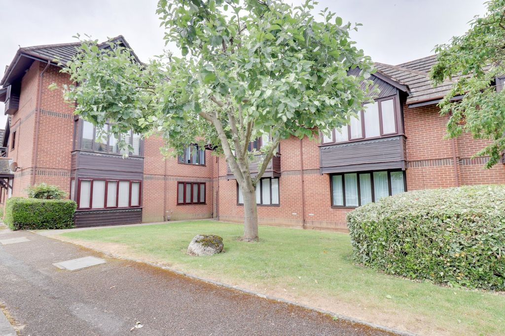 Property photo 1 of 6