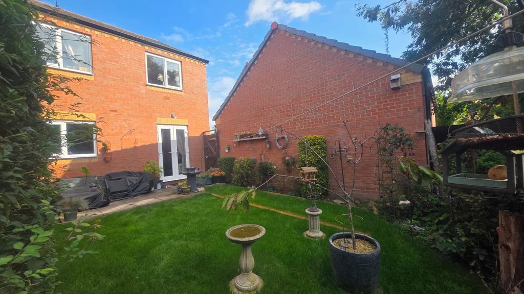 Property photo 2 of 15