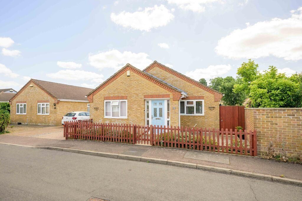 Property photo 2 of 23