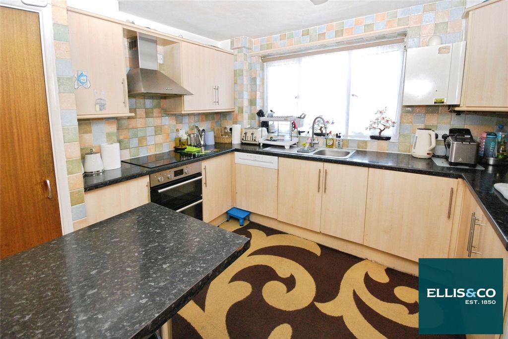 Property photo 3 of 13 Picture No. 06