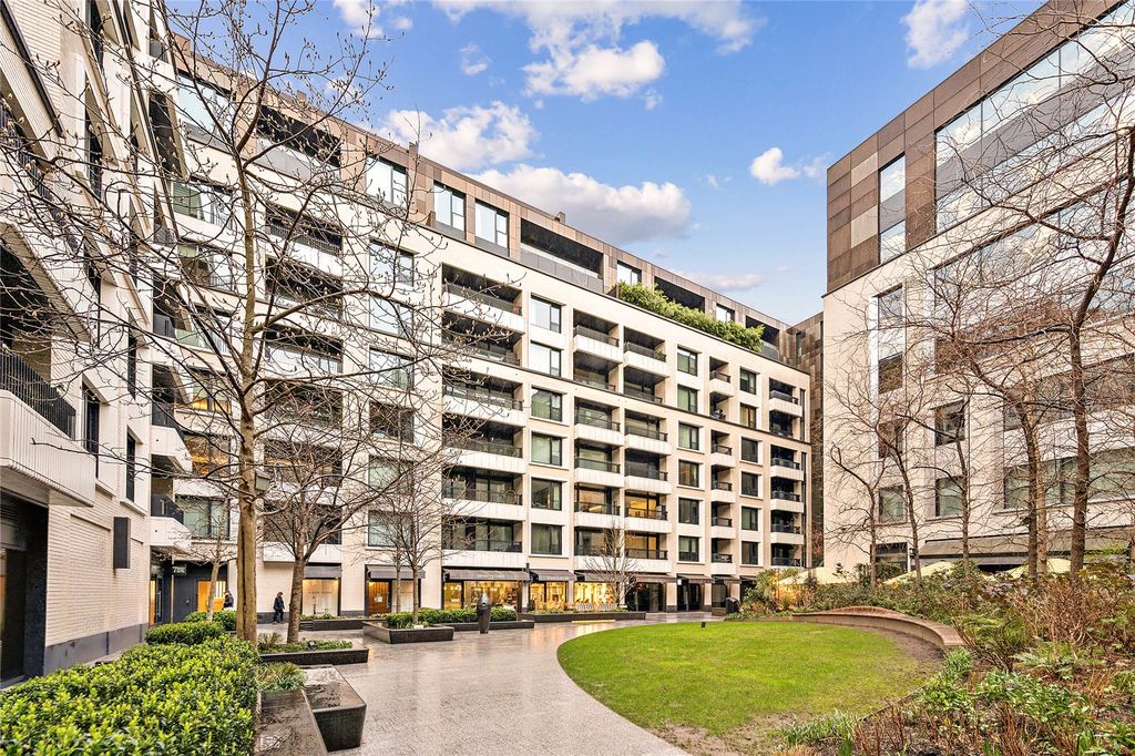 Property photo 1 of 19 External