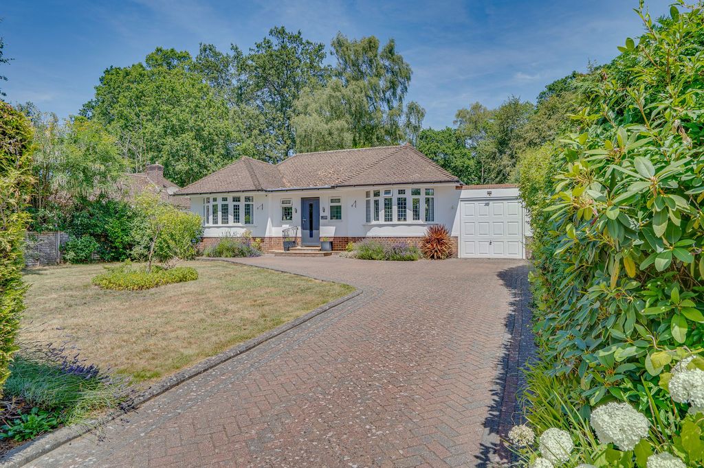 Property photo 1 of 20