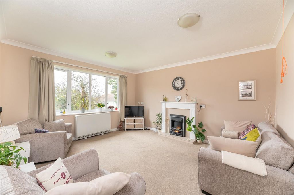 Additional image 4 of 2 bed flat for saleTealbeck Court, Tealbeck Approach, Otley LS21