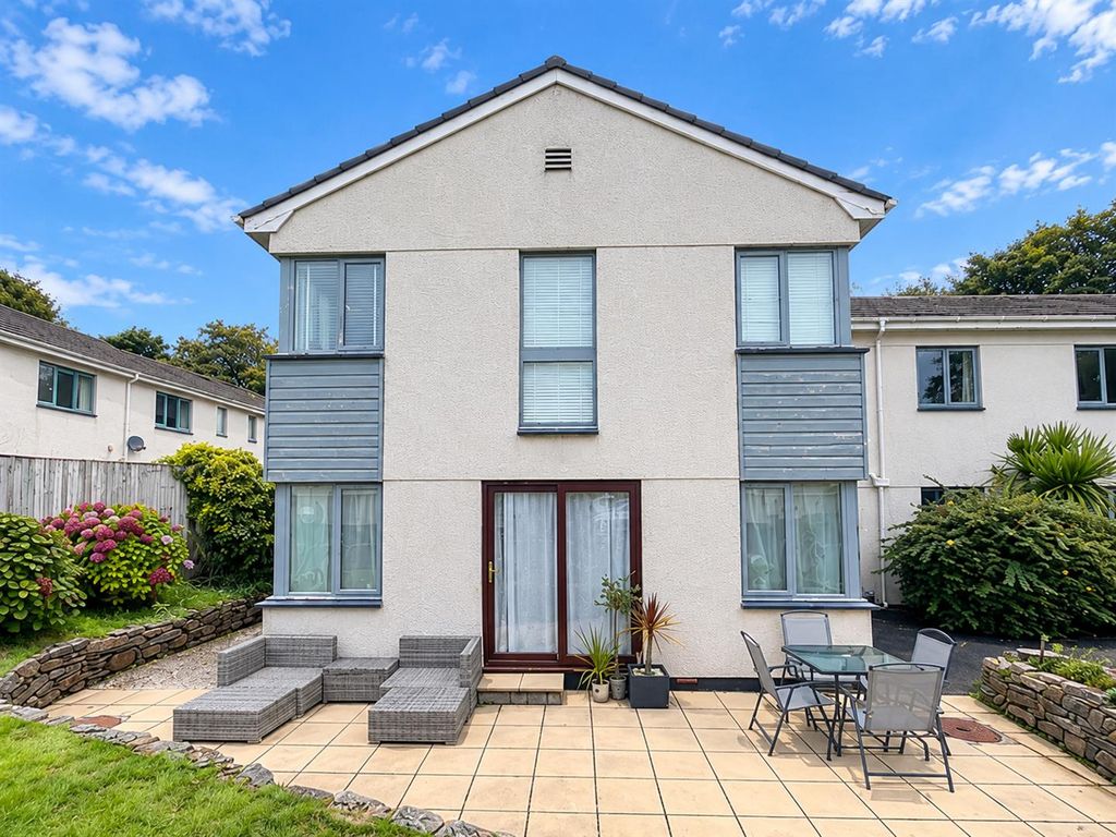 Property photo 1 of 17 8c1190E7-Ab76-42Ab-A645-4c42Aa925323.Png