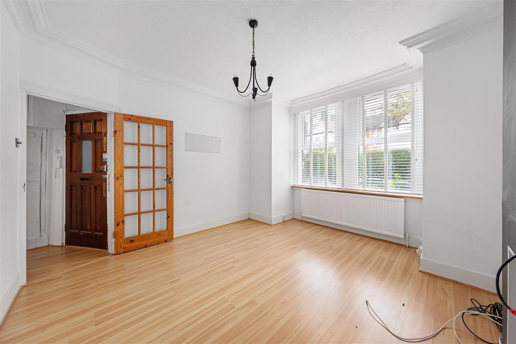 Property photo 2 of 12 094A4034.Jpg