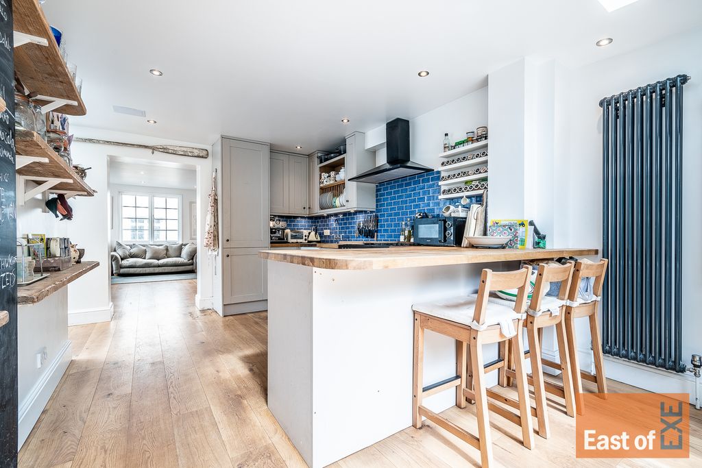 Property photo 2 of 21 31 White Street - Web-32