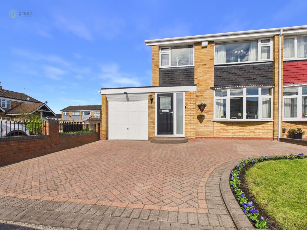 Property photo 1 of 24 Cam01698G0Pr0176Still003