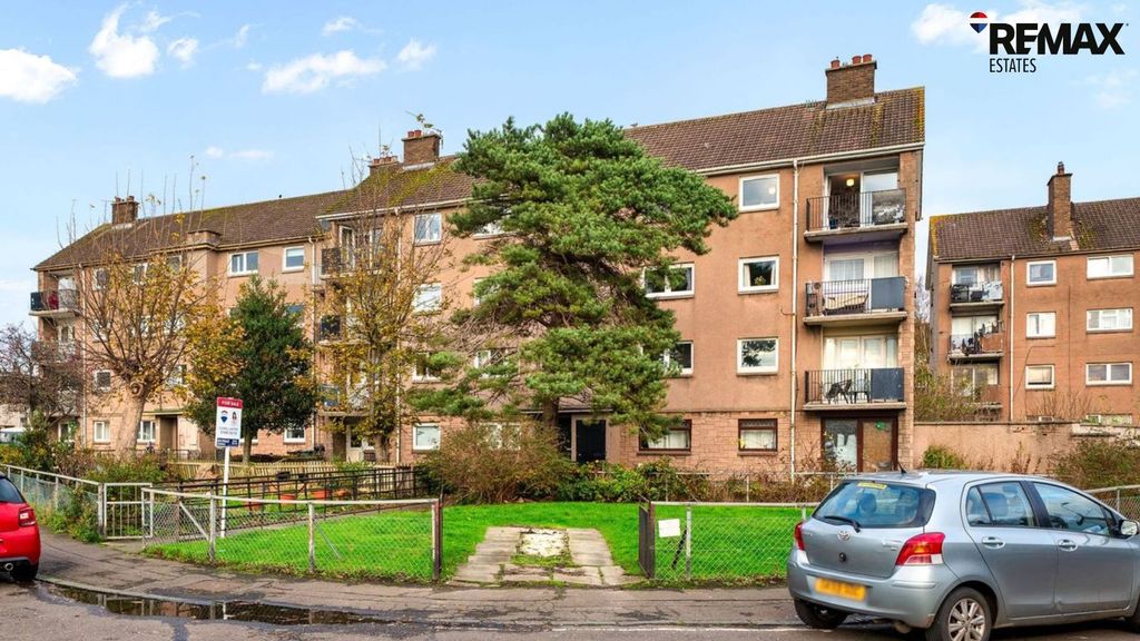 Property photo 1 of 39 Front View