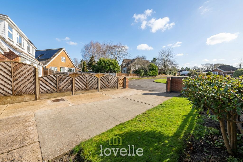 Property photo 3 of 26