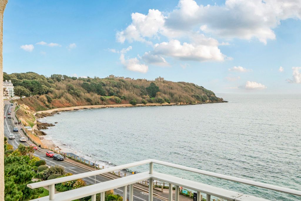 Property photo 3 of 12 Photo 3