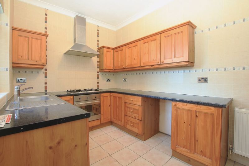 Property photo 2 of 16 Kitchen