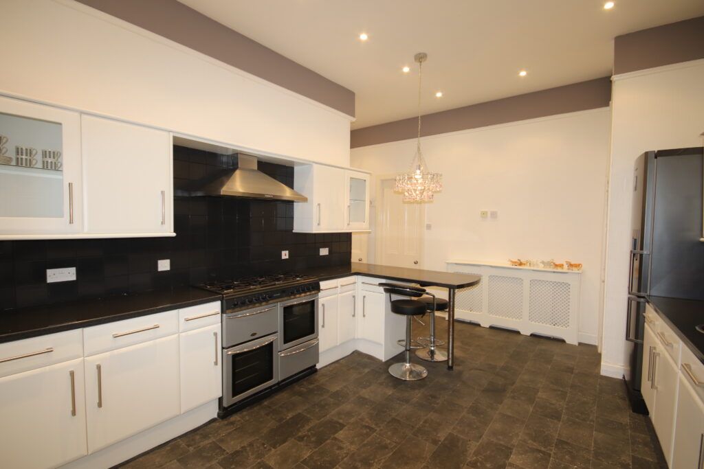 Additional image 11 of 5 bed flat for sale2/1, 10 Mountstuart Road, Rothesay PA20