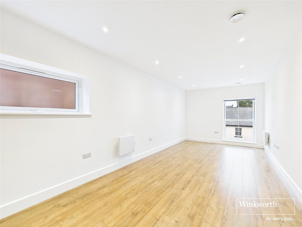 Property photo 3 of 9 Picture No. 09