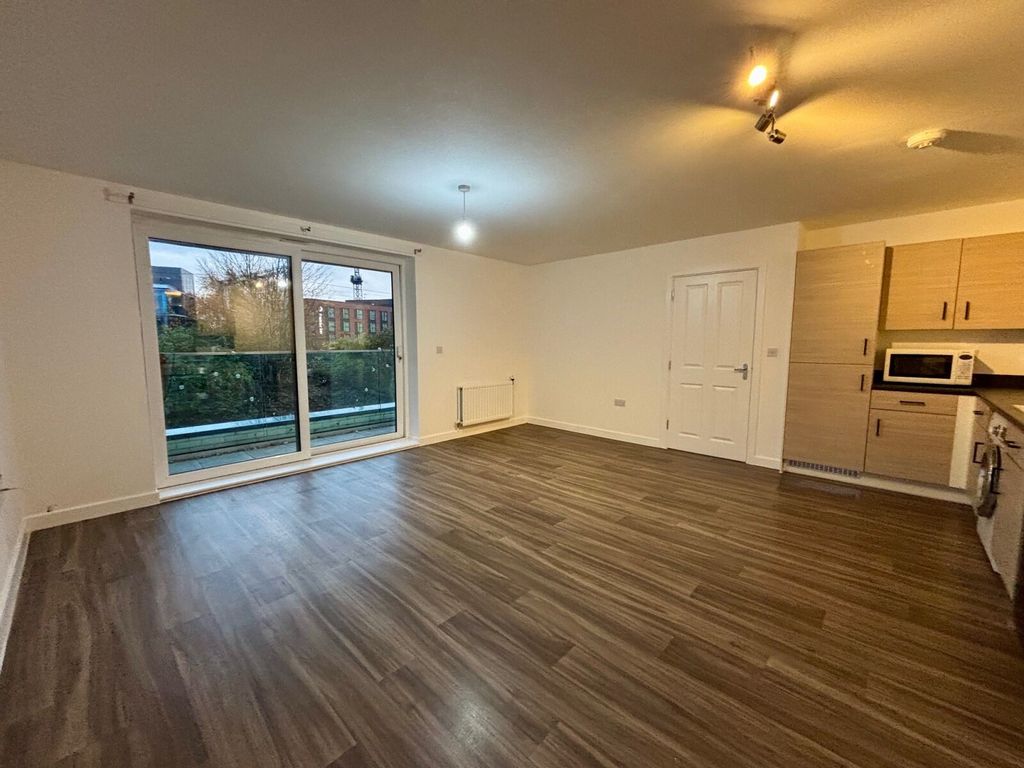 Property photo 2 of 7 Kitchen/Lounge View1