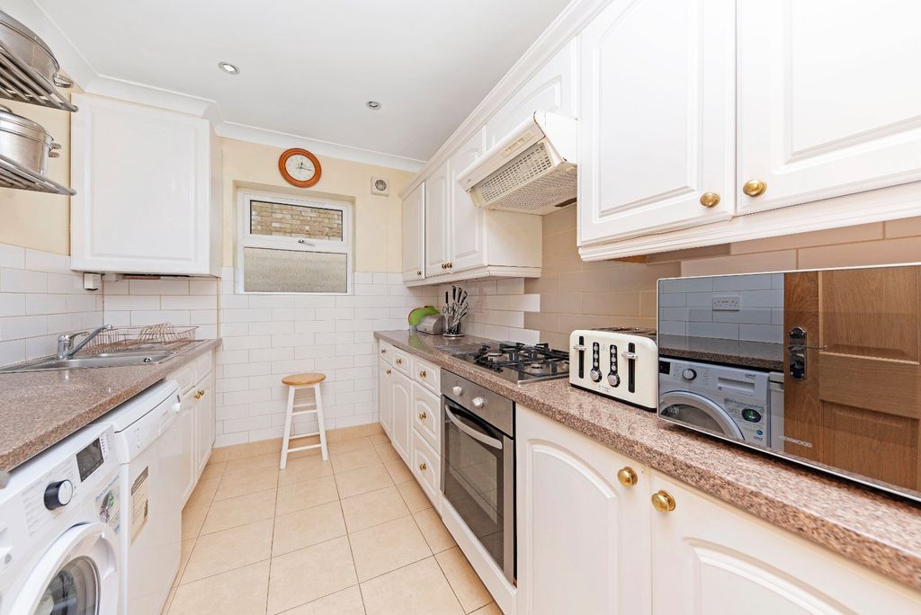 Property photo 2 of 13 Picture No. 06
