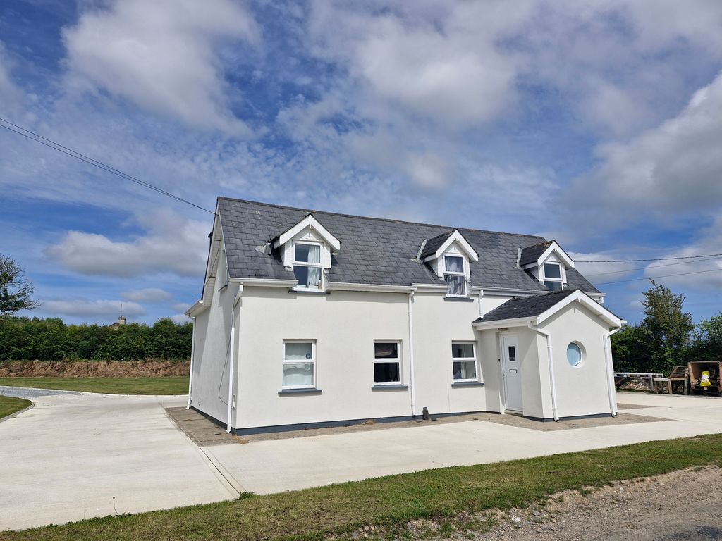 Property photo 1 of 2
