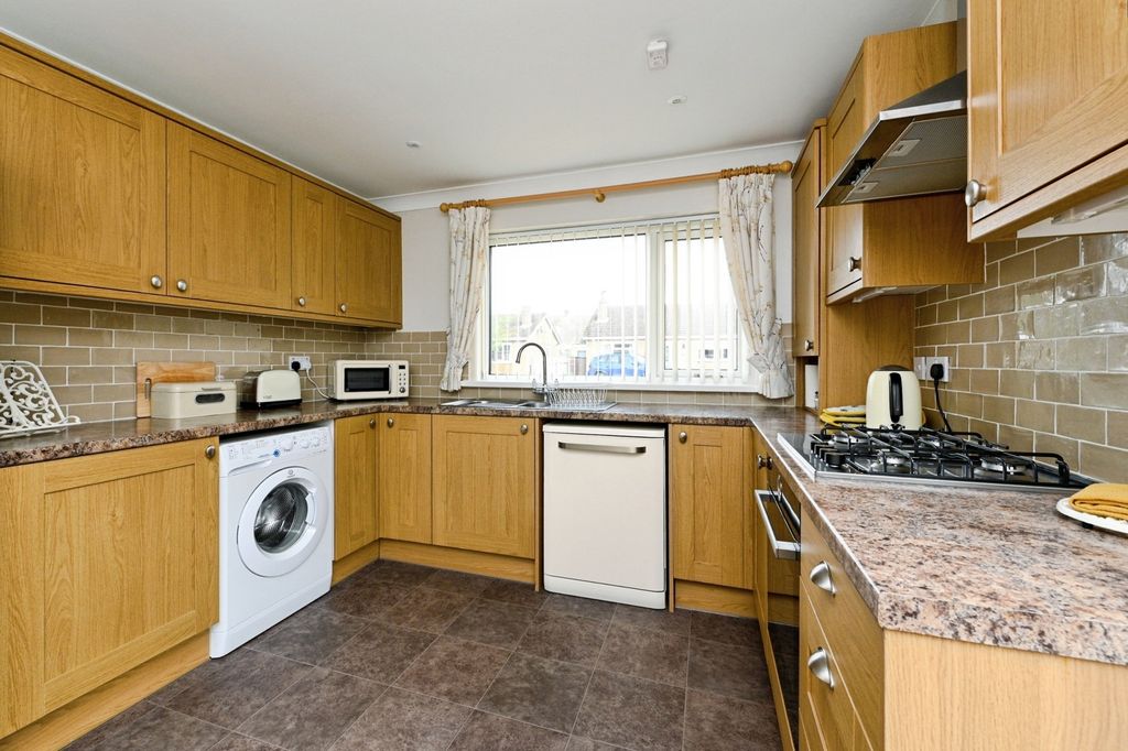 Property photo 2 of 21 Pbox-Img.Jpg