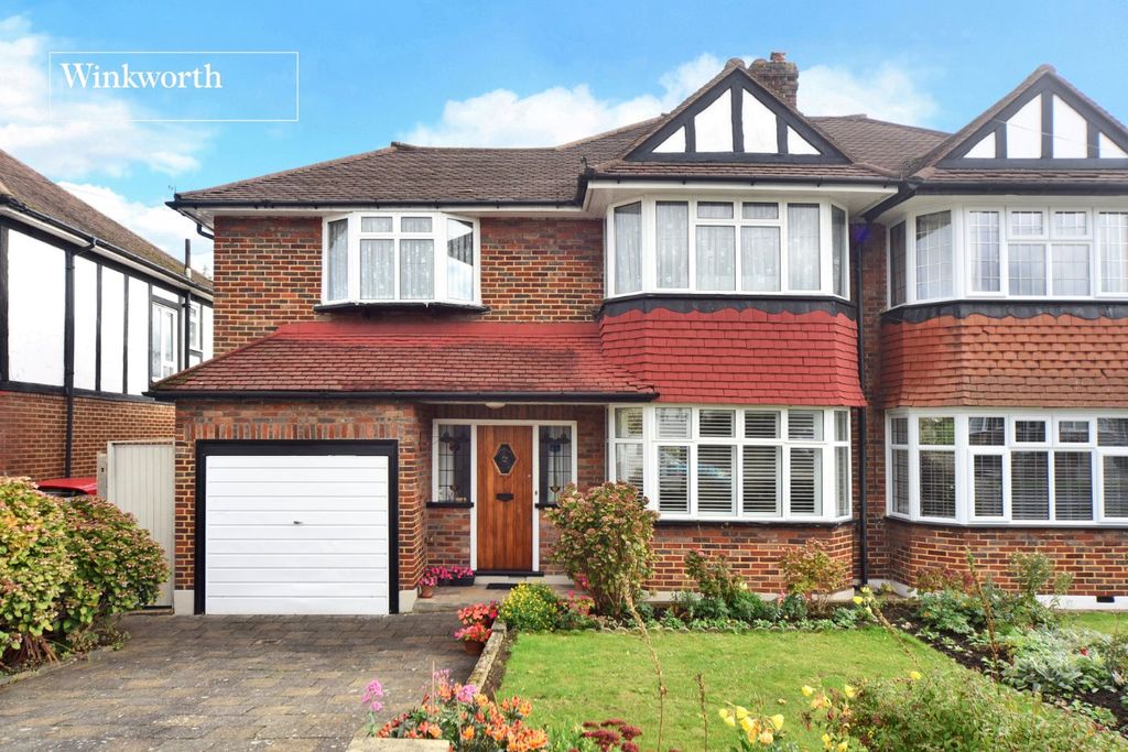 Property photo 1 of 15 Picture No. 04