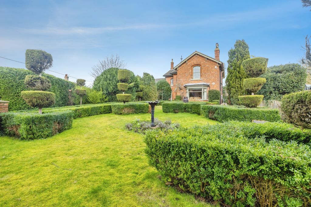 Property photo 1 of 25 Photo #1