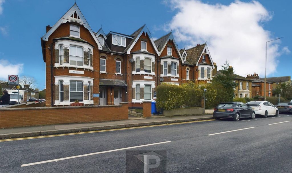 Property photo 1 of 11 B0D6Ffa2-Ca2F-454E-Ae47-F47Ff7Ec2830.Jpg