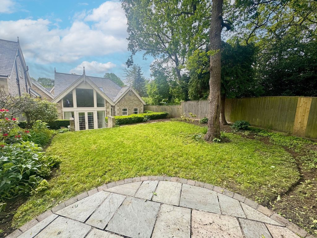 Property photo 3 of 35 2