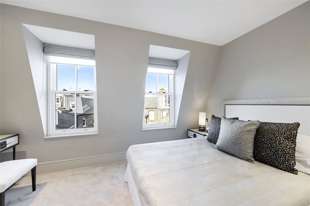 Property photo 3 of 9 Picture No. 12