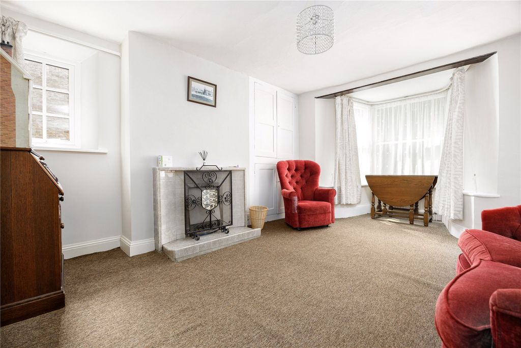 Property photo 2 of 26 Picture No. 27