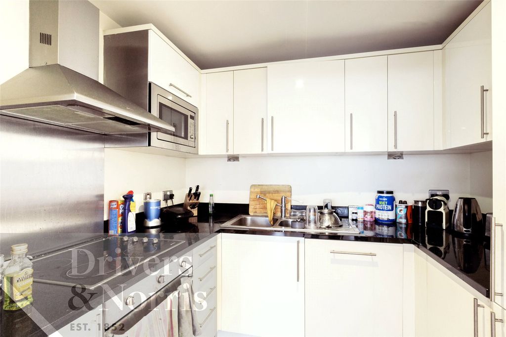 Property photo 3 of 6 Picture No. 05