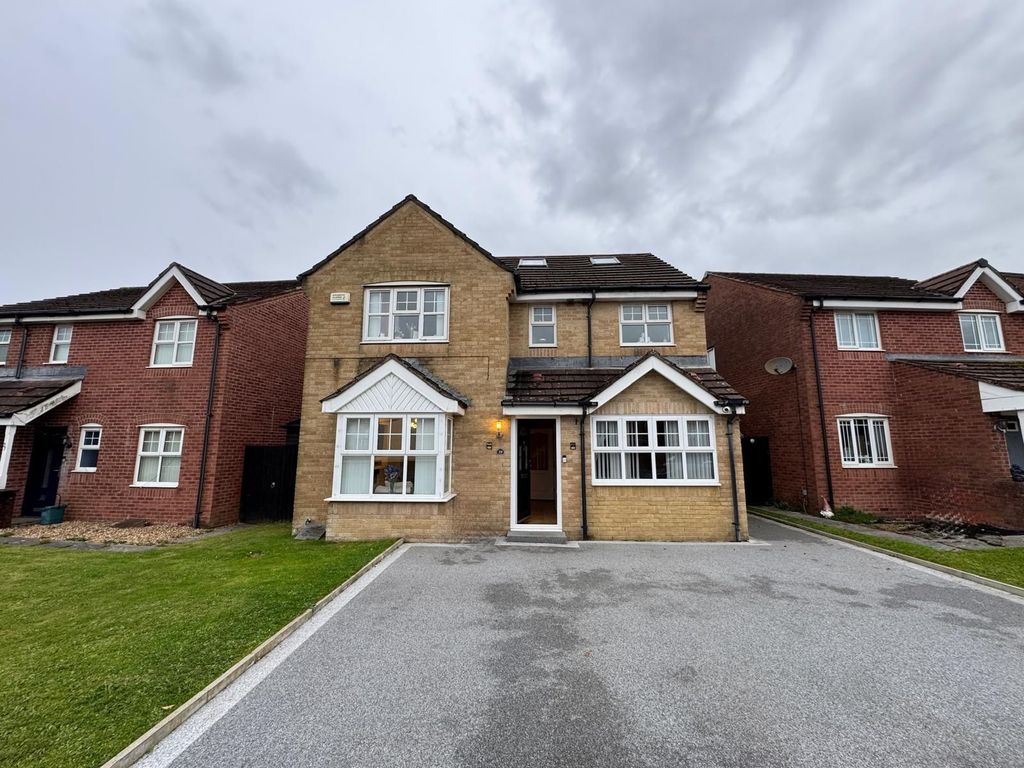 Property photo 2 of 37