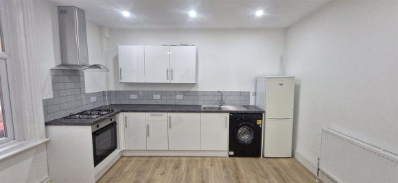 Property photo 2 of 7 9435292.Jpg