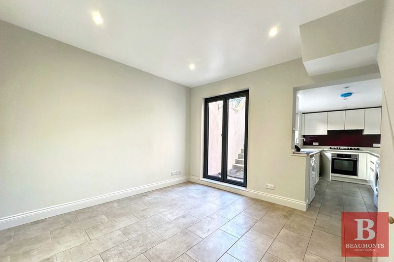 Property photo 3 of 14 Photo 3