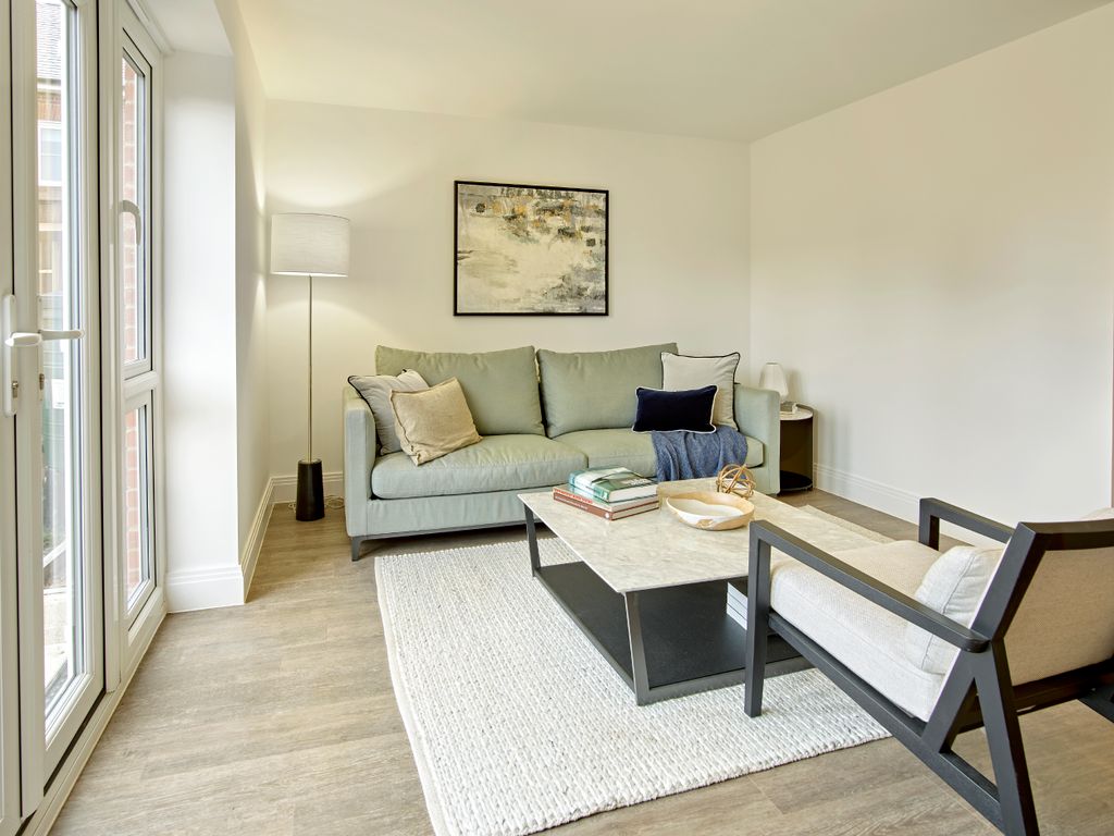 Property photo 3 of 12