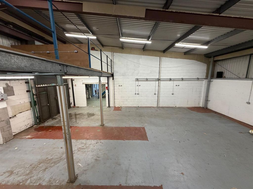 Property photo 2 of 10 15.Jpg