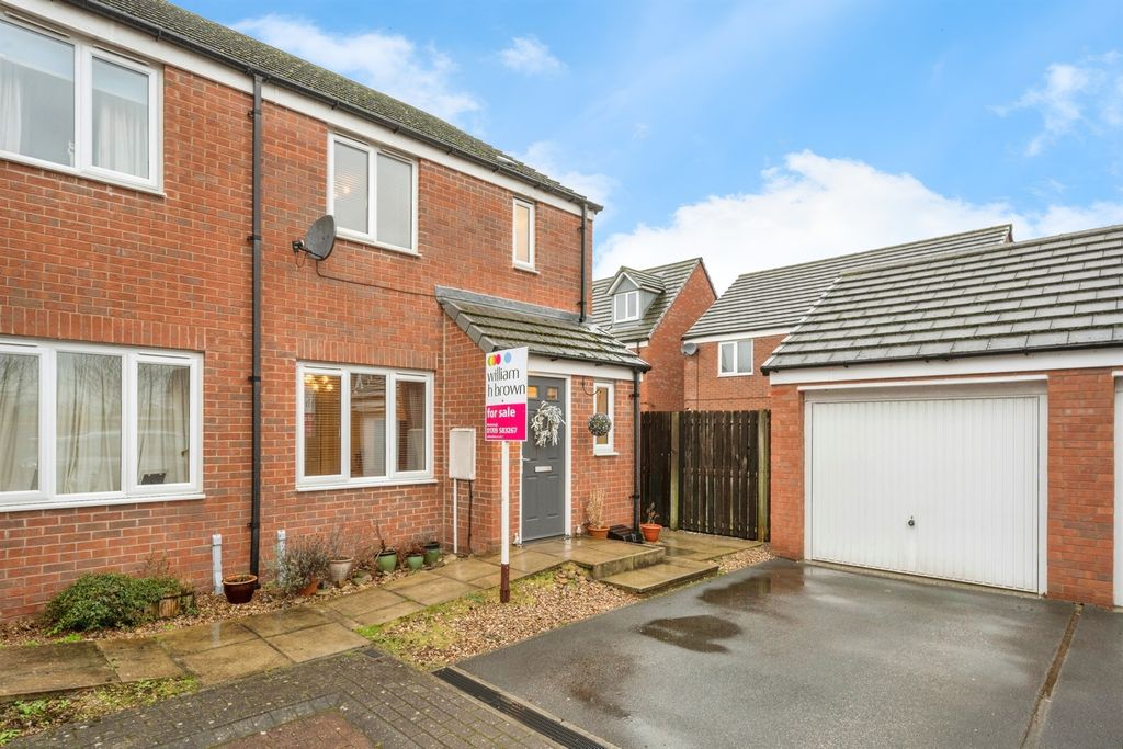 Property photo 1 of 21