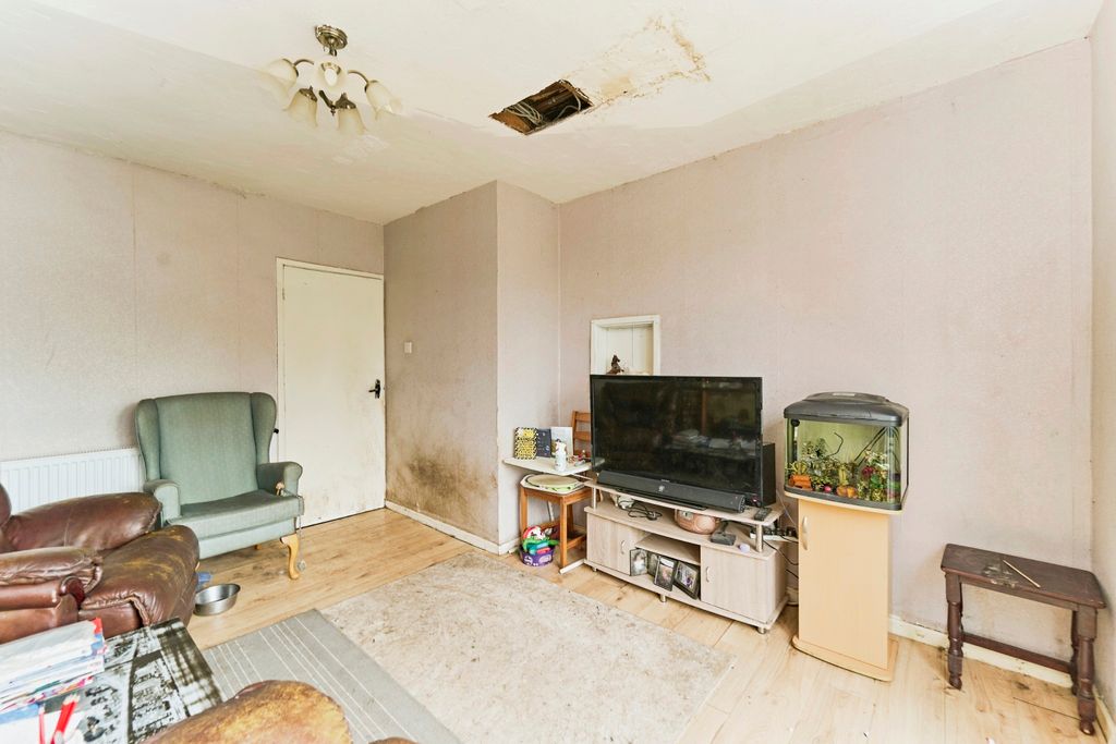 Property photo 2 of 15 Photography