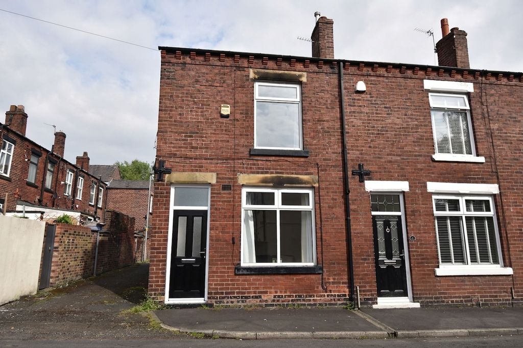 Property photo 1 of 15