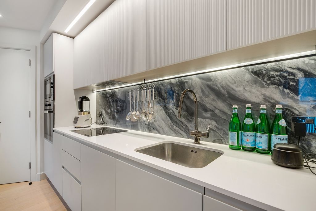 Property photo 3 of 17 Photo 3