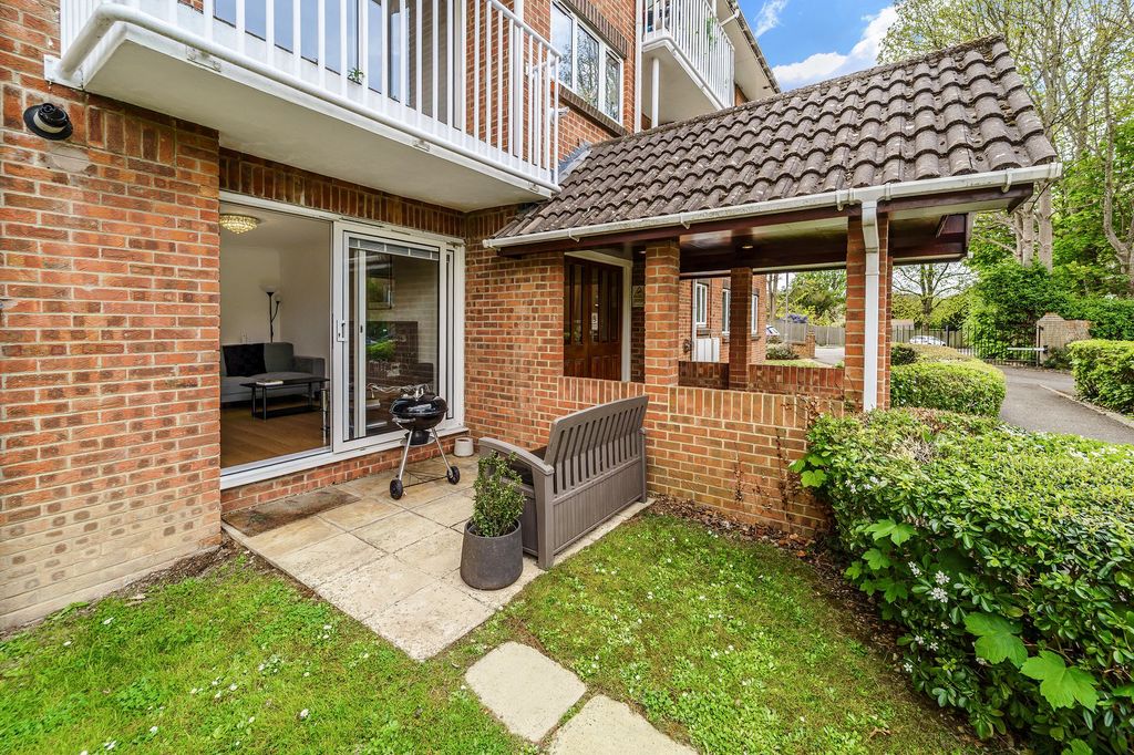 Property photo 3 of 10