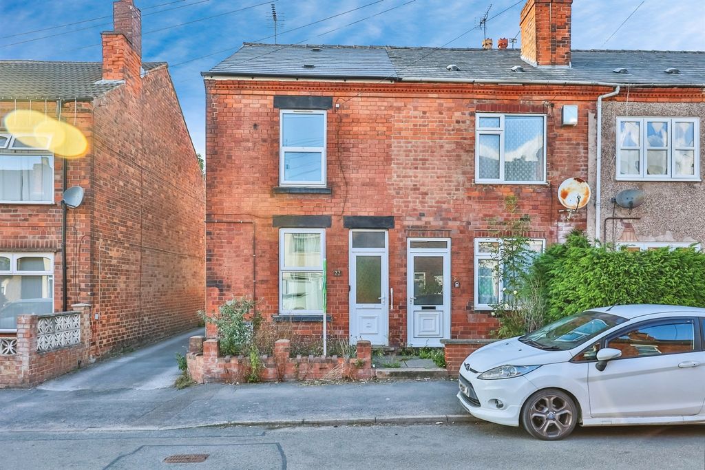 Property photo 1 of 17