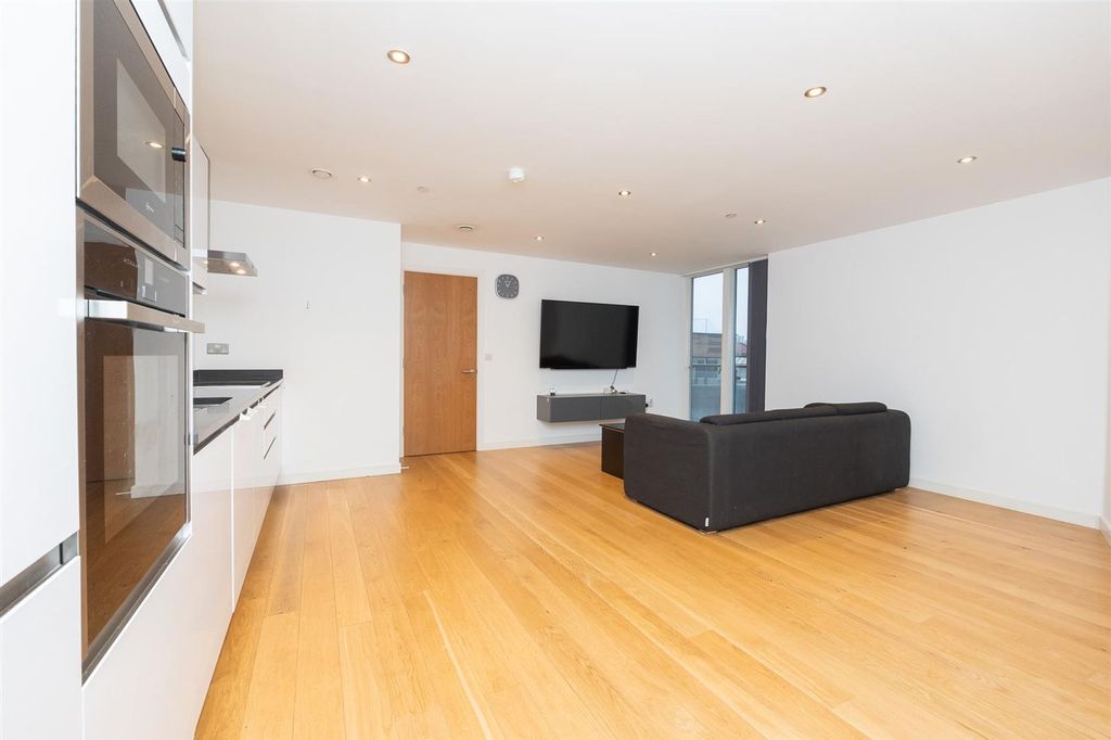 Property photo 3 of 24 Apart-902-N1-Bristol-Bs1-2Nj-15.Jpg