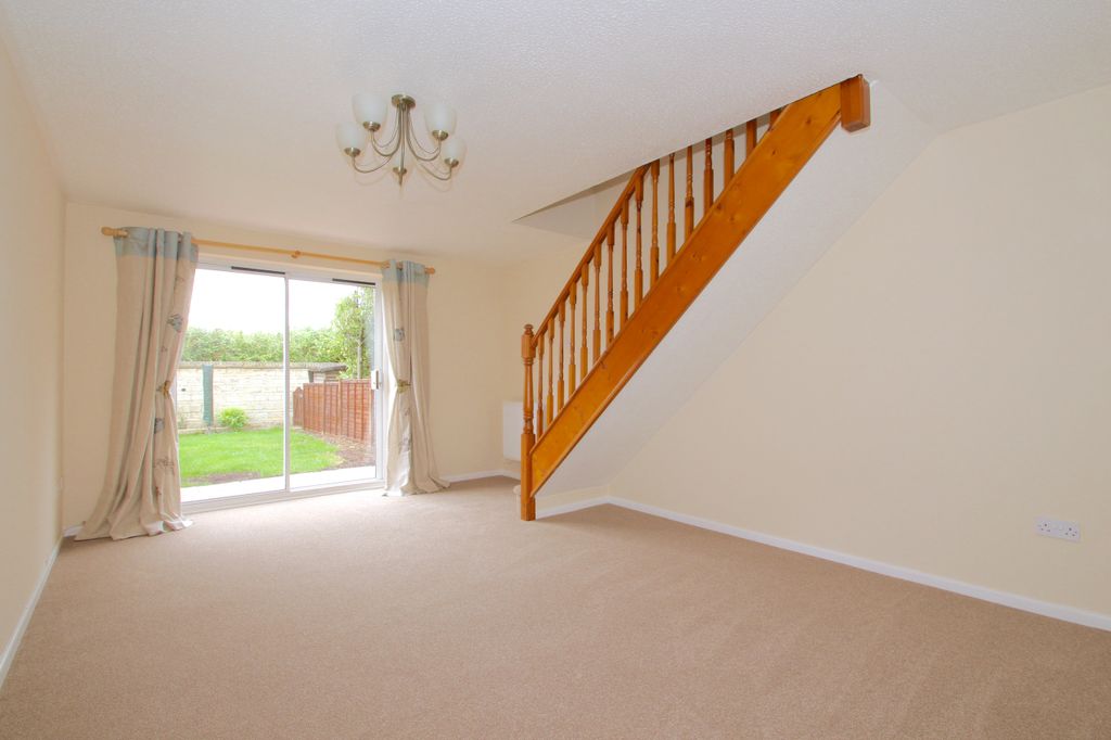 Property photo 3 of 10 Photo 03
