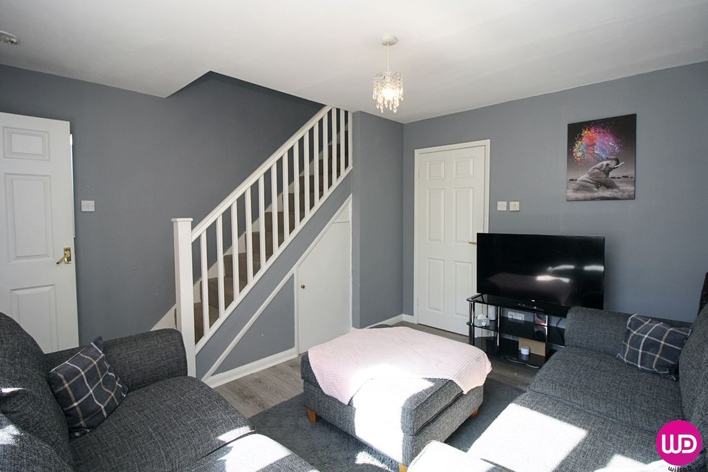 Property photo 3 of 19