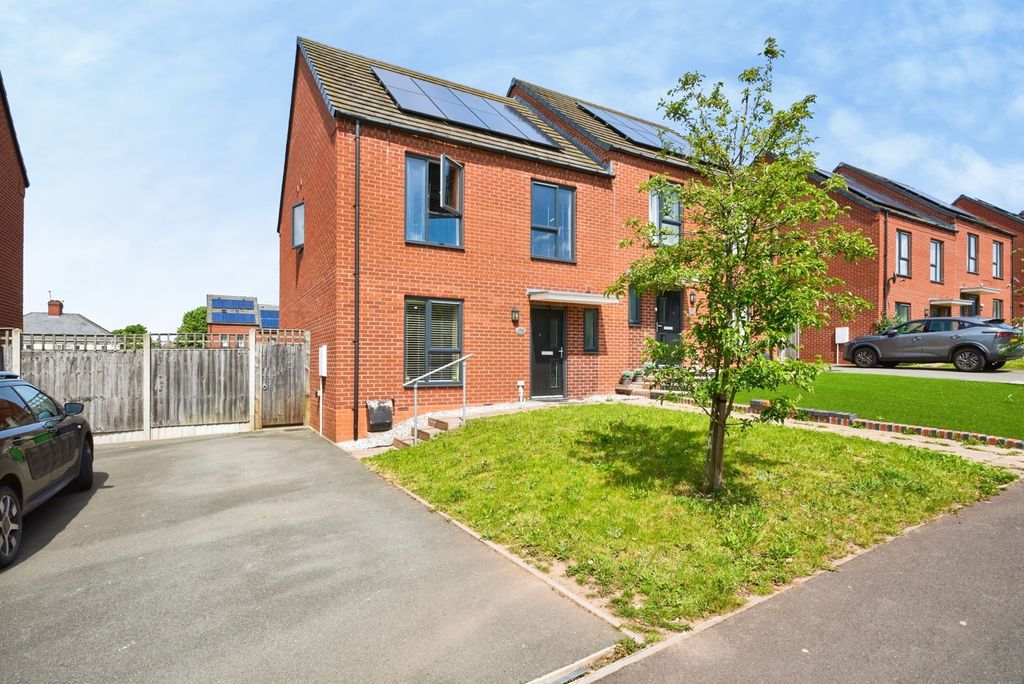 Property photo 1 of 15 Pbox-Img.Jpg
