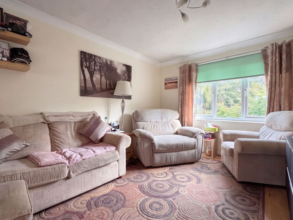Property photo 2 of 7