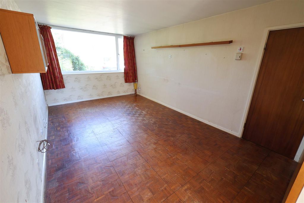 Property photo 2 of 25 MMD Lounge.Jpg