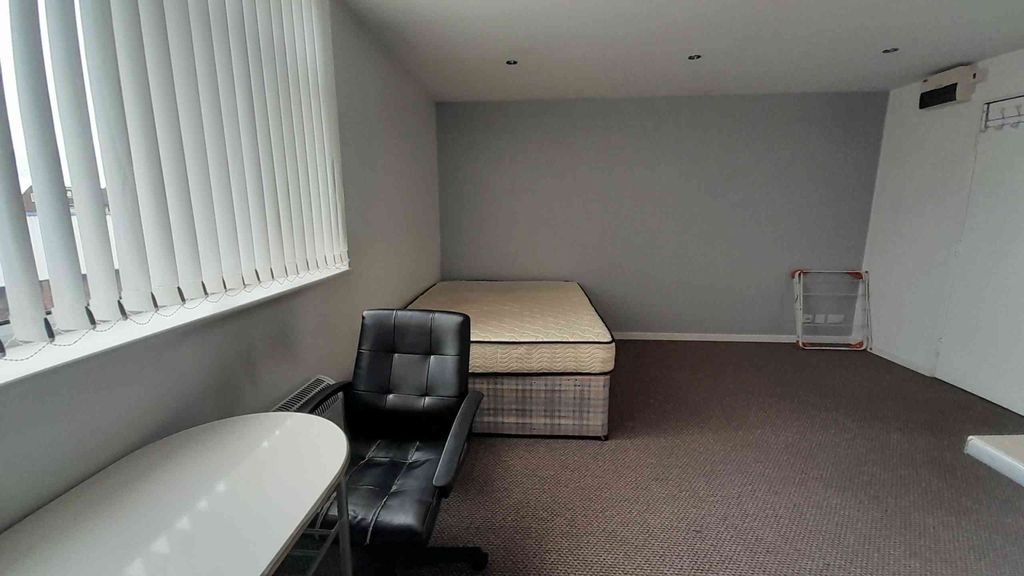 Property photo 2 of 4 Gallery
