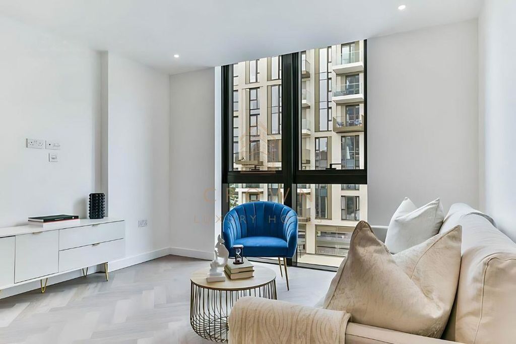 Property photo 2 of 23 Cashmere Wharf, 307 (9).Jpg