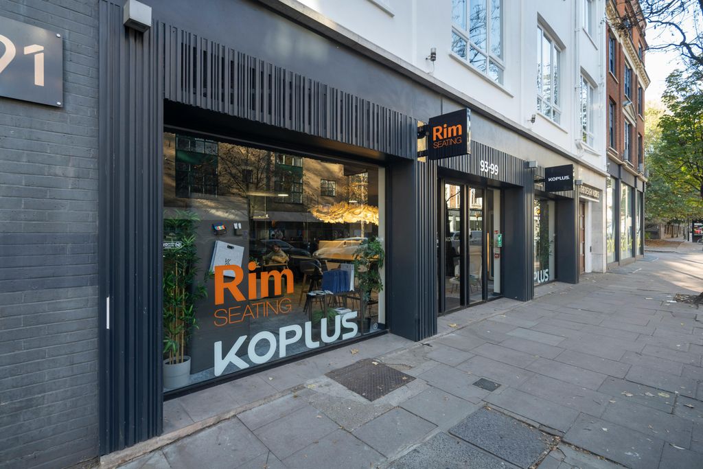 Property photo 1 of 18 External